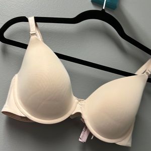 Victoria Secret Adjustable Bra